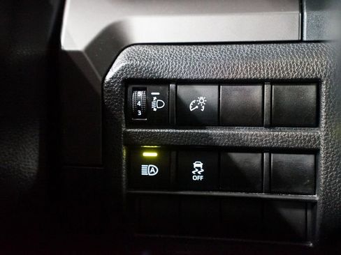 Certified 2025 Toyota Tacoma SR5 RWD image 25