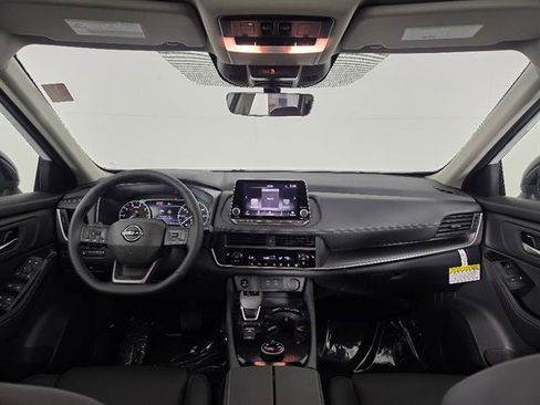 New 2026 Nissan Rogue SV AWD/4WD image 29
