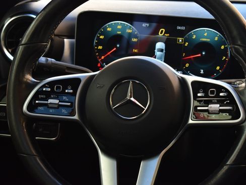 Used 2019 Mercedes-Benz A 220 4MATIC image 24