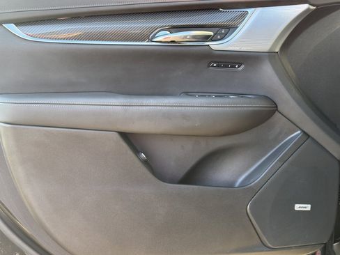 Used 2024 Cadillac XT6 Sport image 26