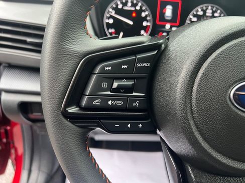 Certified 2025 Subaru Crosstrek 2.5i Limited image 17