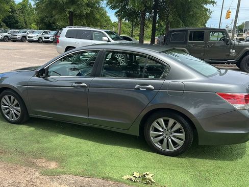 Used 2012 Honda Accord EX image 4