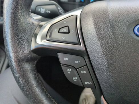 Certified 2024 Ford Edge SEL AWD/4WD image 33