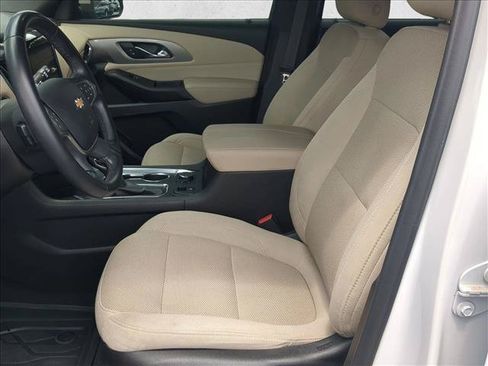Certified 2023 Chevrolet Traverse LT FWD image 15