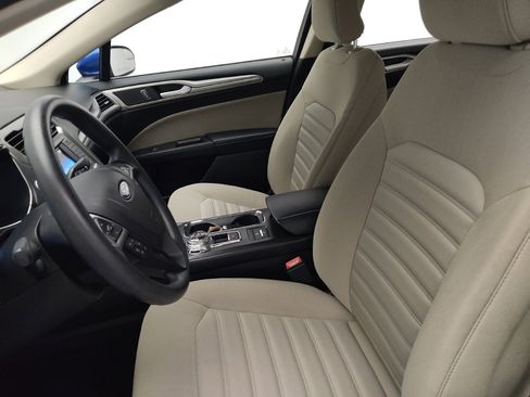 Used 2018 Ford Fusion S image 17