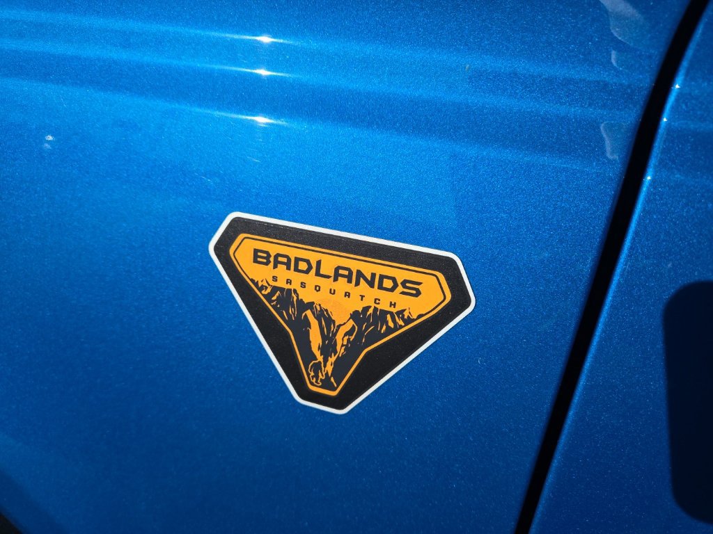 Certified 2022 Ford Bronco Badlands AWD/4WD image 2