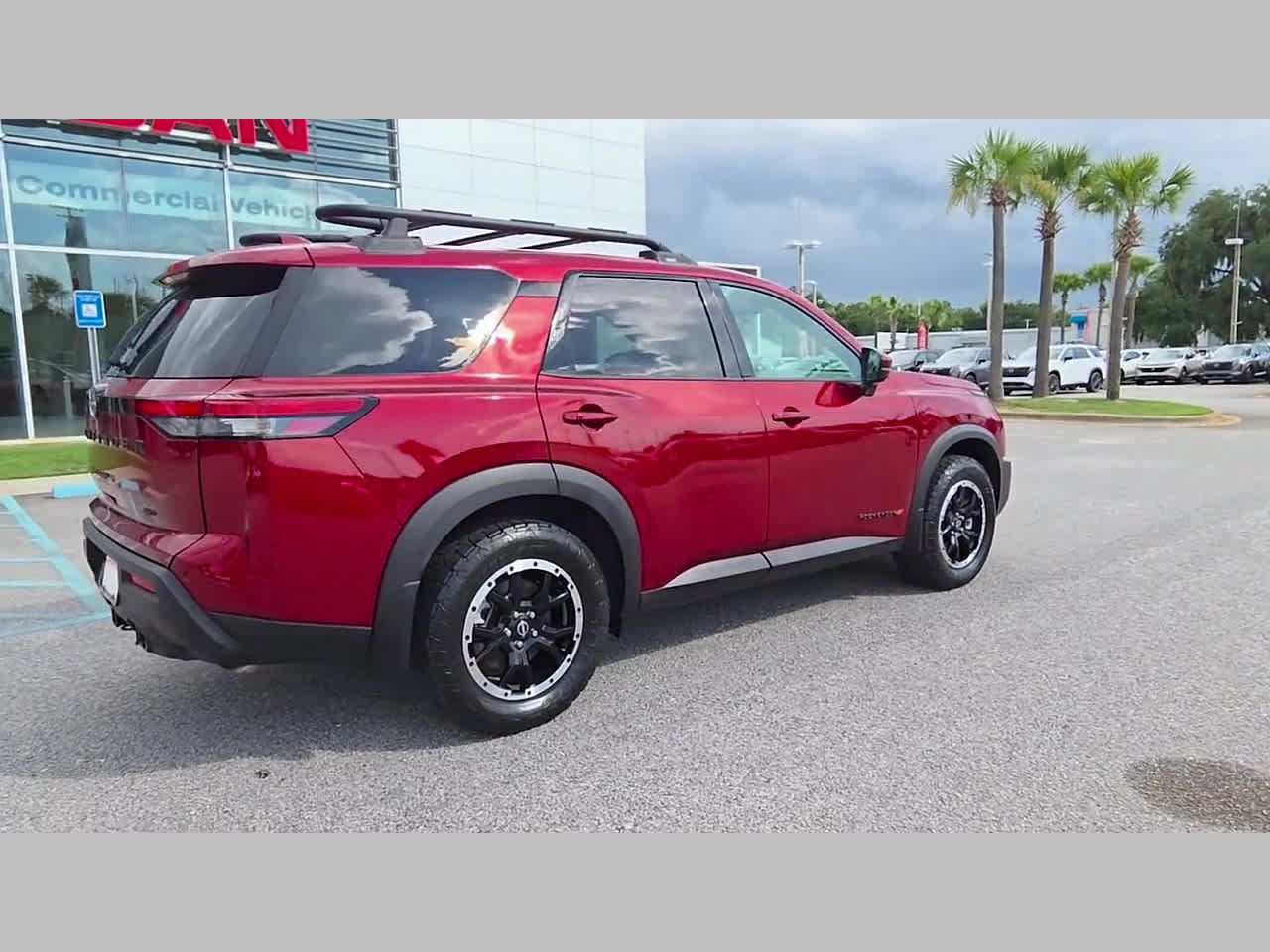 Used 2024 Nissan Pathfinder Rock Creek AWD/4WD image 32