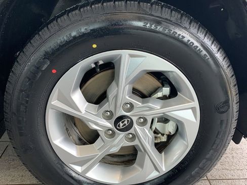 Certified 2023 Hyundai Tucson SEL w/ Winter Package image 18