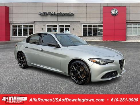 Used 2020 Alfa Romeo Giulia Base w/ Nero Edizione image 1