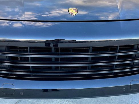 Used 2020 Porsche Cayenne E-Hybrid image 30