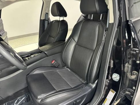 Used 2021 Nissan Maxima 3.5 SV w/ Floor Mat Group FWD image 16