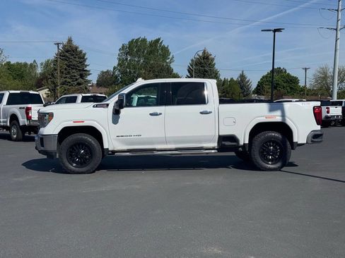 Used 2020 GMC Sierra 2500 SLT w/ Driver Alert Package I AWD/4WD image 4