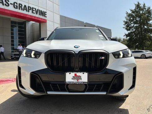 Used 2025 BMW X5 M60i AWD/4WD image 3