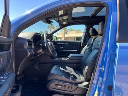 Used 2023 Honda Pilot TrailSport image 10