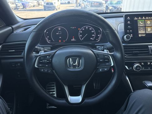 Used 2019 Honda Accord Sport image 14
