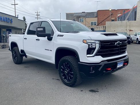 New 2026 Chevrolet Silverado 2500 LT w/ Trail Boss Package AWD/4WD image 8