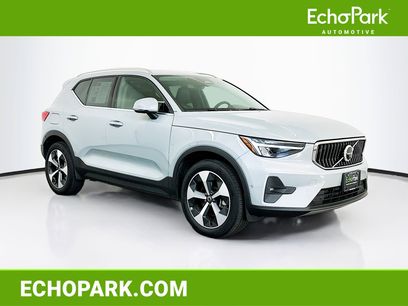 Used 2025 Volvo XC40 B5 Plus