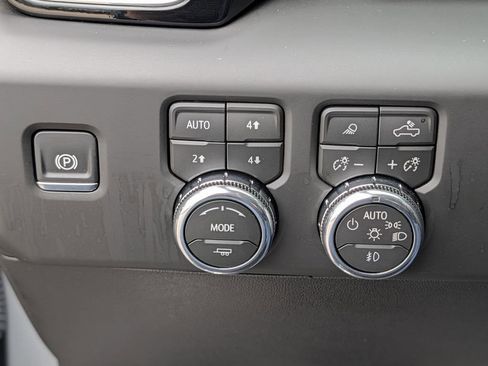 New 2026 GMC Sierra 1500 Denali AWD/4WD image 23