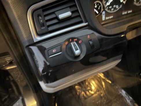 Used 2012 BMW 535i Gran Turismo image 23