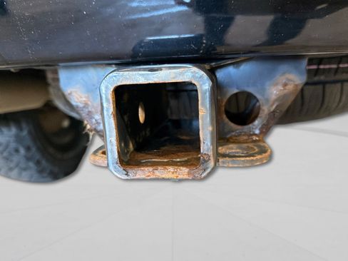 Used 2021 Chevrolet Silverado 1500 LT Trail Boss w/ Convenience Package II AWD/4WD image 46