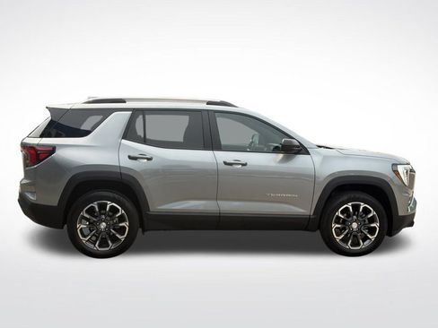 Certified 2025 GMC Terrain Elevation w/ Elevation Premium Package AWD/4WD image 10