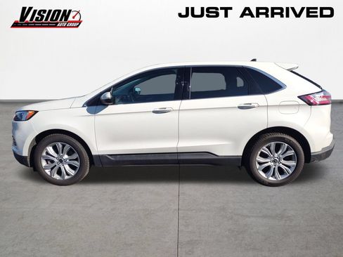 Used 2023 Ford Edge Titanium AWD/4WD image 2