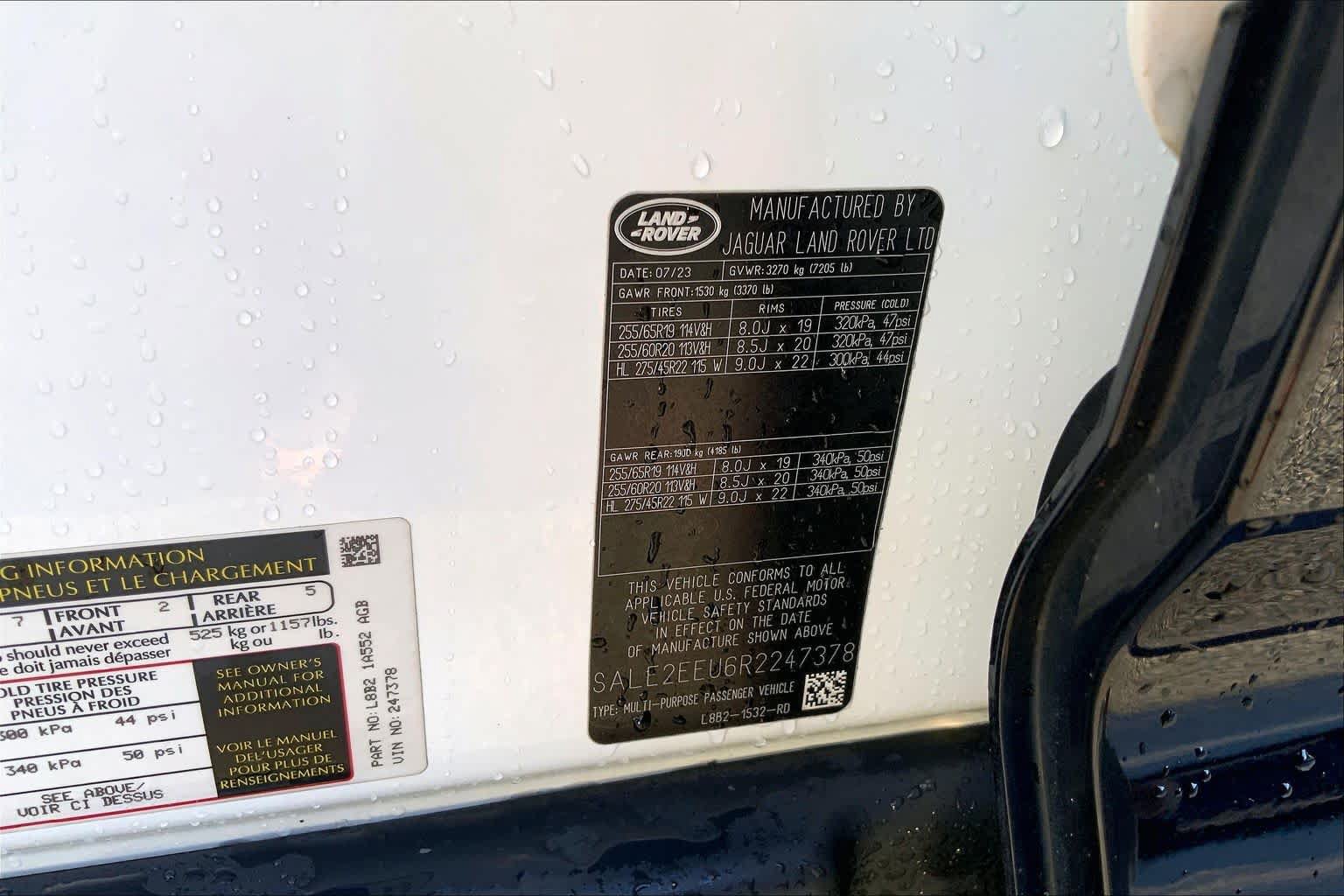 Used 2024 Land Rover Defender 110 X-Dynamic SE AWD/4WD image 37