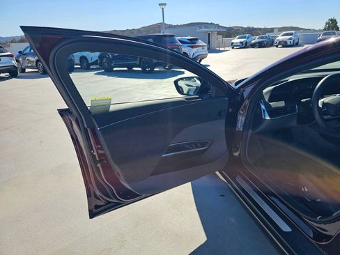 Used 2025 Lucid Air Touring AWD/4WD image 19
