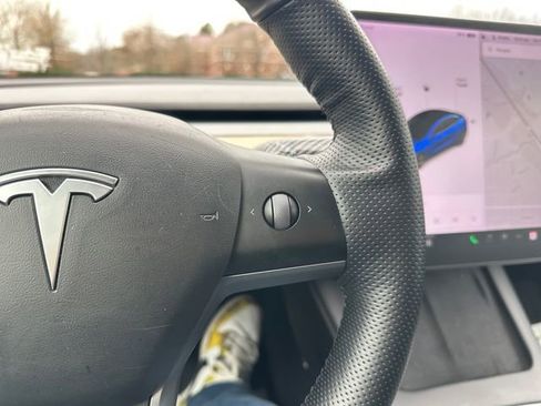 Used 2021 Tesla Model 3 Standard Range Plus image 21