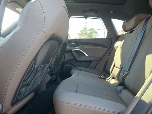 Used 2025 Audi Q5 Premium Plus image 8