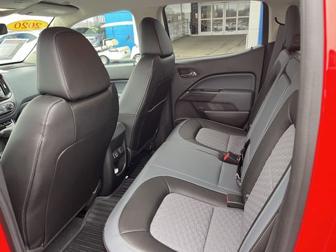 Used 2020 Chevrolet Colorado Z71 image 4