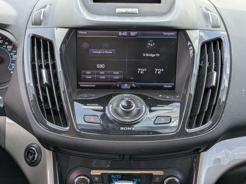 Used 2013 Ford Escape SEL FWD image 15