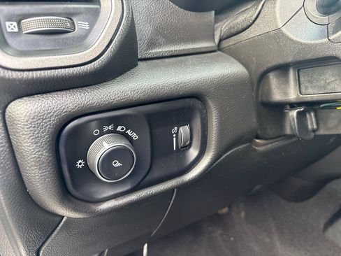 Used 2023 RAM 2500 Tradesman AWD/4WD image 13