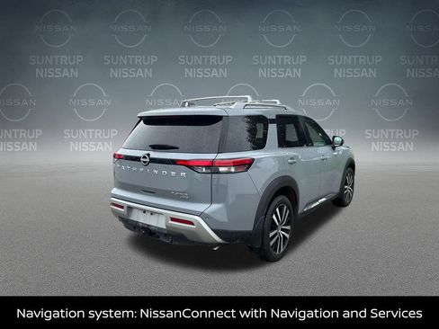 Certified 2025 Nissan Pathfinder Platinum w/ Cargo Package AWD/4WD image 7