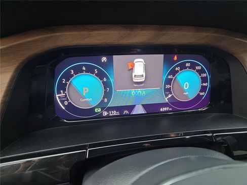 Certified 2025 Volkswagen Atlas SE image 13