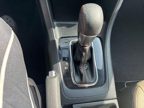 Used 2016 Subaru Crosstrek 2.0i Limited AWD/4WD image 22