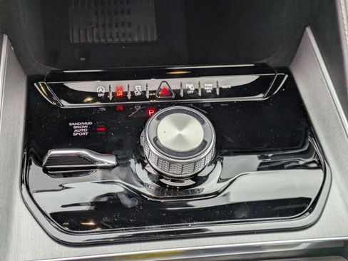 New 2026 Jeep Grand Wagoneer Limited image 23