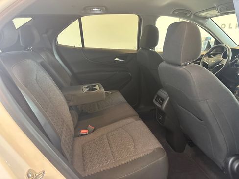 Used 2024 Chevrolet Equinox LT AWD/4WD image 9