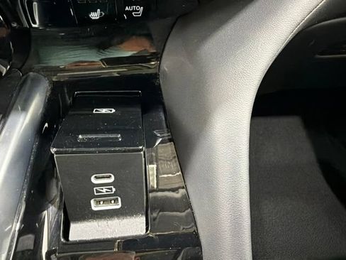 Certified 2023 Acura MDX SH-AWD w/ Technology Package image 42