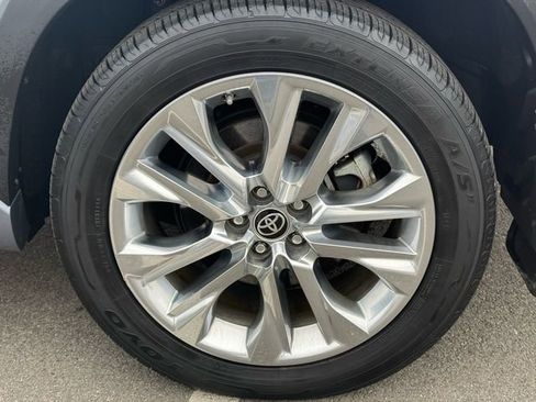 Certified 2022 Toyota Highlander Limited image 41