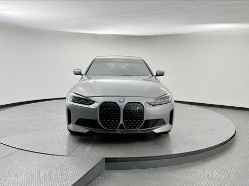 Used 2023 BMW i4 eDrive35 RWD image 12