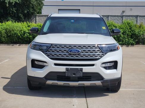 Used 2021 Ford Explorer Limited w/ Hybrid Equipment Group 310A AWD/4WD image 2