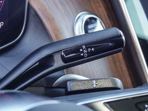 Certified 2025 Mercedes-Benz GLC 300 image 19