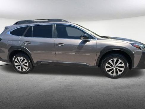 Certified 2024 Subaru Outback Premium AWD/4WD image 16
