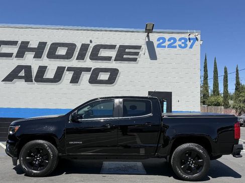 Used 2016 Chevrolet Colorado LT w/ Midnight Edition RWD image 21