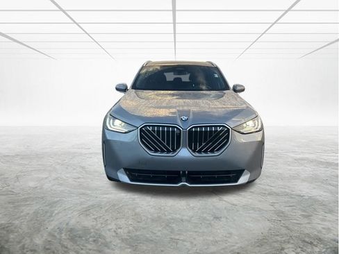 Used 2025 BMW X3 xDrive30i image 8