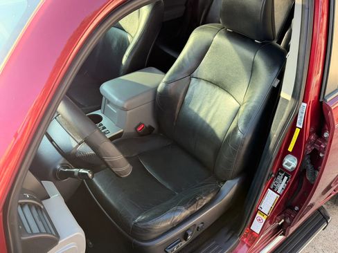 Used 2011 Toyota 4Runner SR5 w/ Premium Pkg w/Leather AWD/4WD image 14