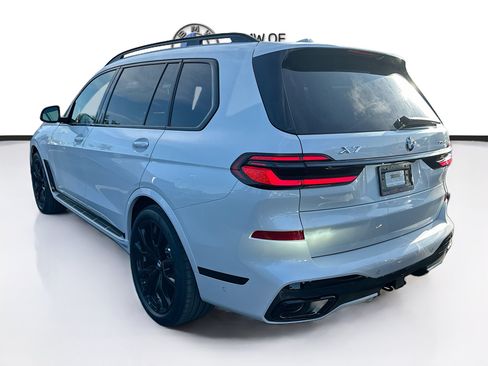 New 2027 BMW X7 xDrive40i w/ M Sport Package AWD/4WD image 3