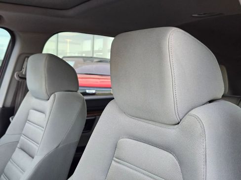 Used 2018 Honda CR-V EX image 12