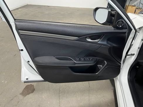 Used 2019 Honda Civic EX image 24